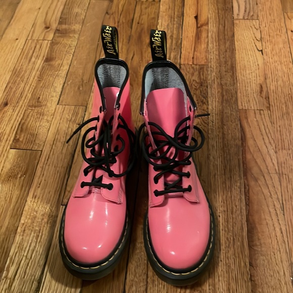 Dr. Martens US7 EU38 Pink - Picture 4 of 4